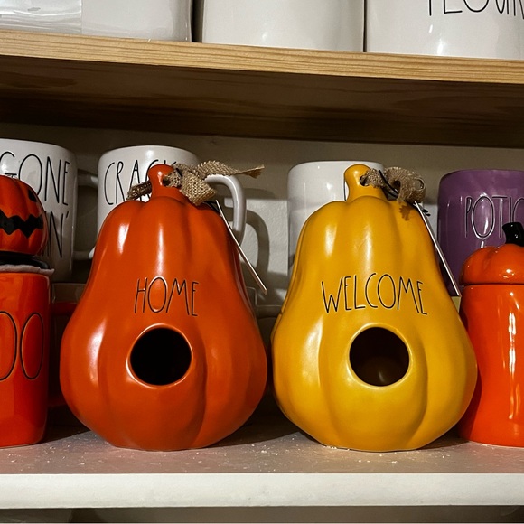 Unlisted Items - Picture 2 of 2